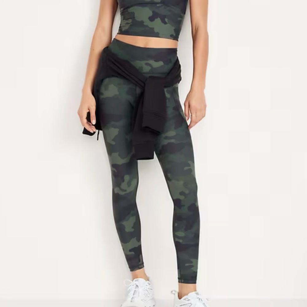 Old Navy Active Camo Leggings